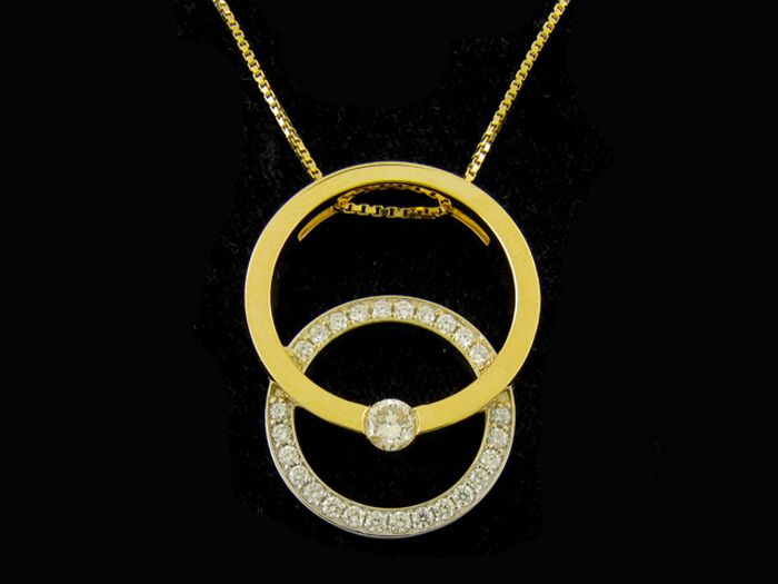 14KT TWO-TONE GOLD, RD 0.43CTW, CTR - RD 0.26CT