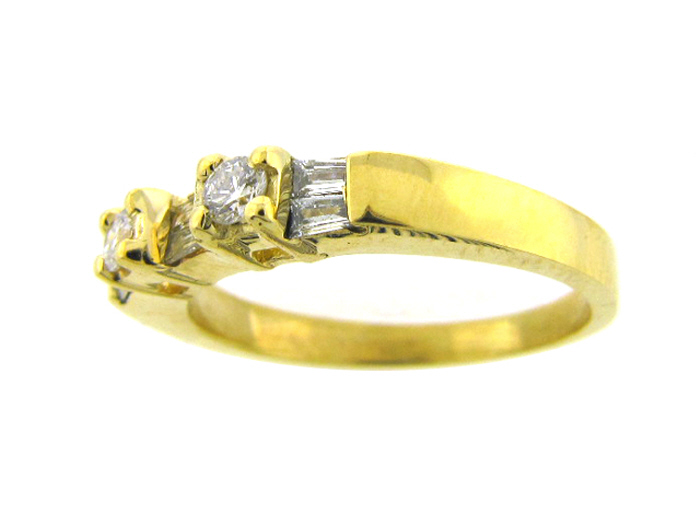 14KT Y/GOLD, RD 0.10CTW, BAG 0.17CTW
