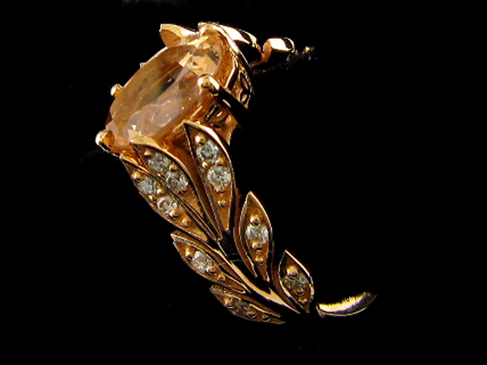 14KT R/GOLD, RD 0.28CTW, CTR - OV 2.70CT MORGANITE